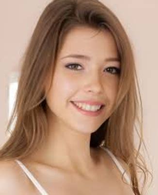 mila azul age|Mila Azul Age, Biography, Wikipedia, Boyfriend, Videos, Height,。